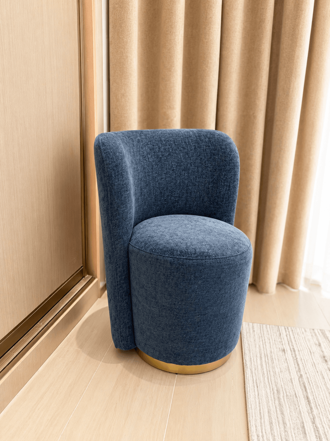 Dressing Console Chair